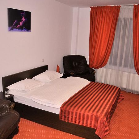 Hotel Thomas บูคาเรสต์ ภายนอก รูปภาพ
