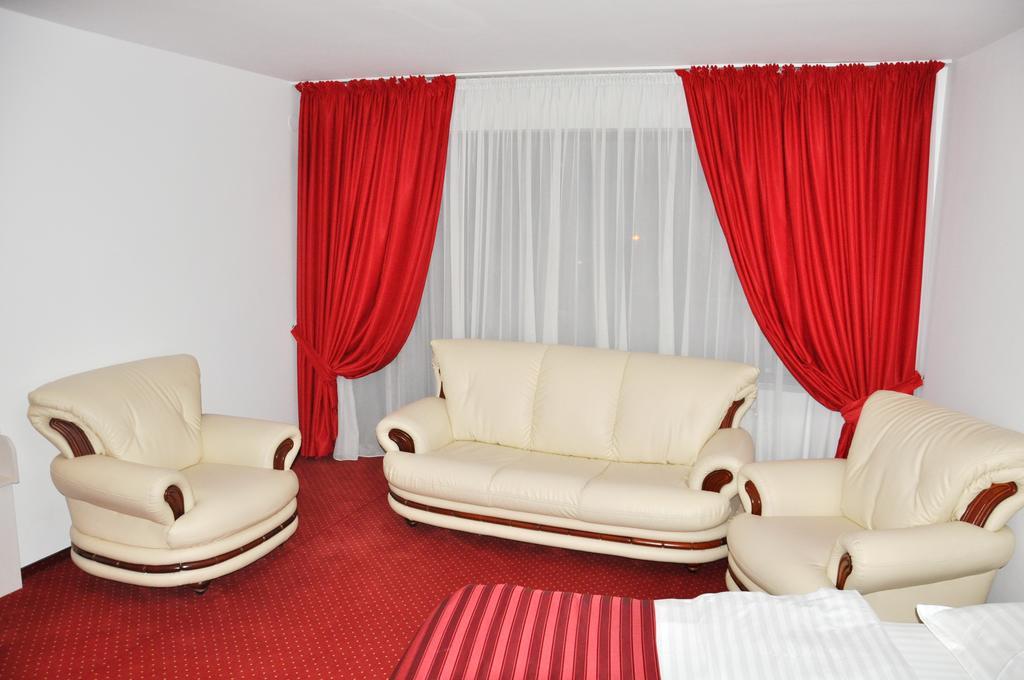 Hotel Thomas บูคาเรสต์ ภายนอก รูปภาพ