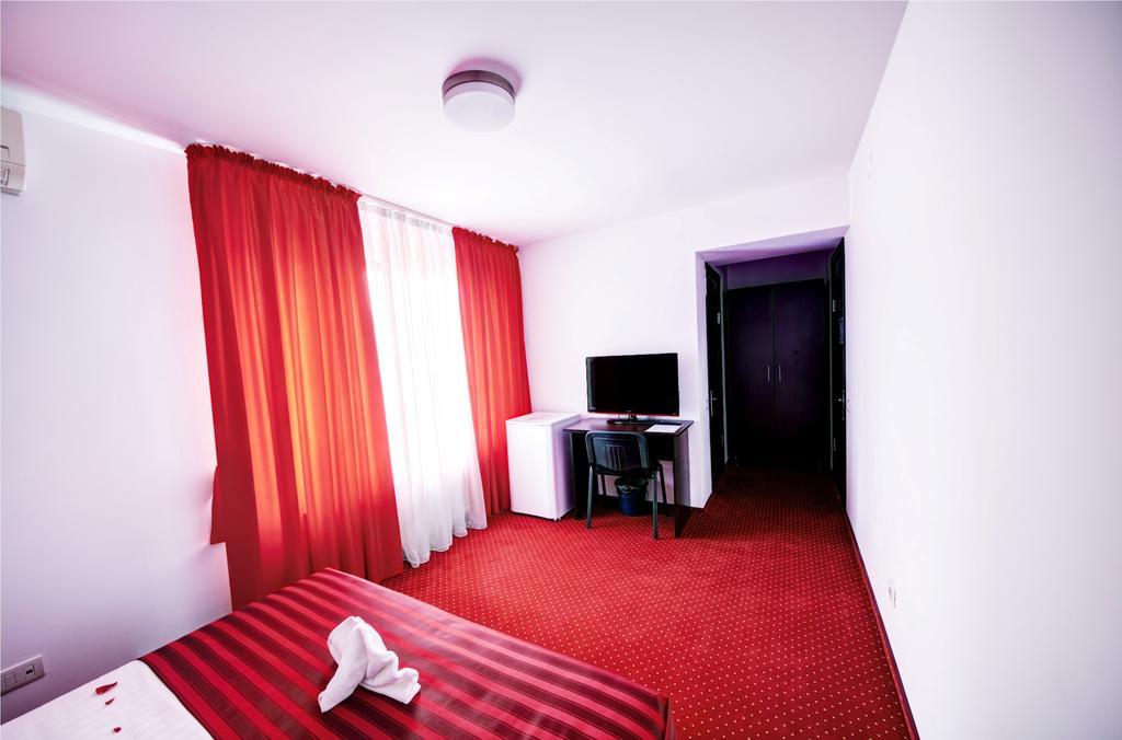 Hotel Thomas บูคาเรสต์ ภายนอก รูปภาพ